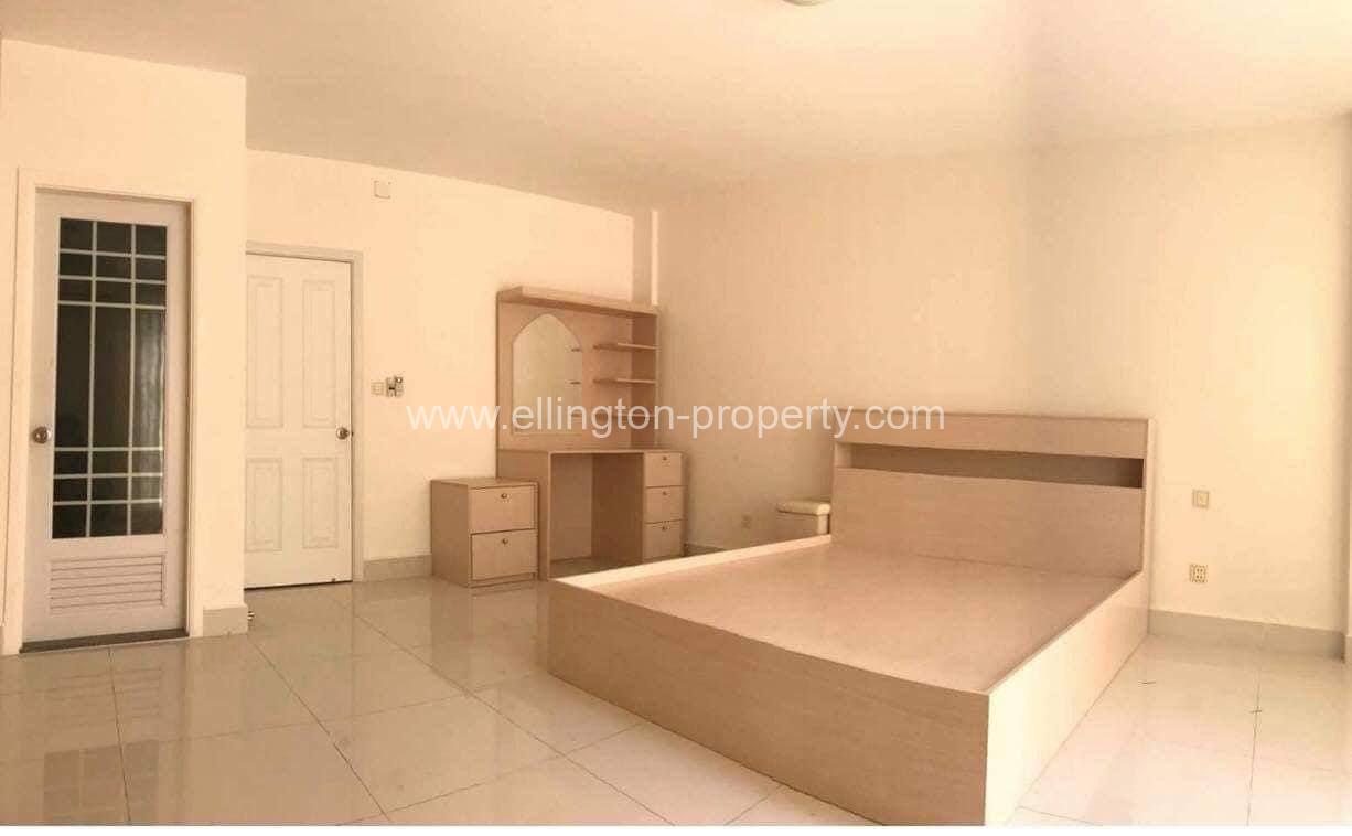 Villa For Rent In Borey Peng Houth - Ellington Property