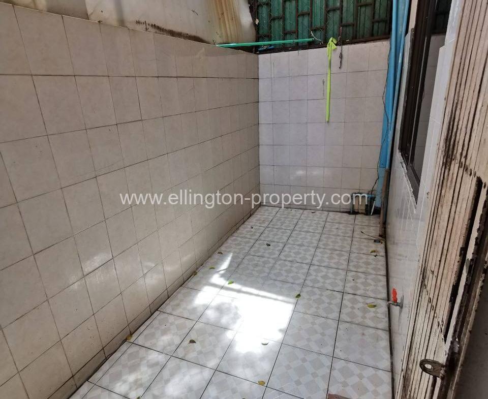 Flahouse For Rent Toul Tompong - Ellington Property