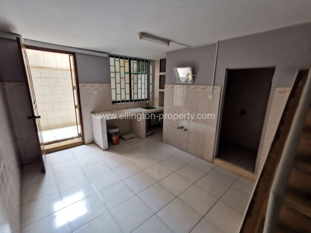 Flahouse For Rent Toul Tompong - Ellington Property