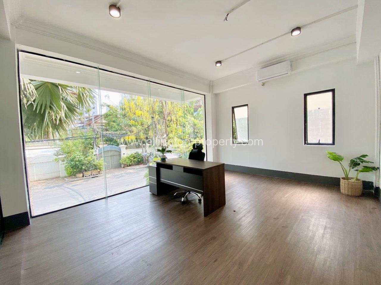 Office Space For Rent With Furniture  - Ellington Property