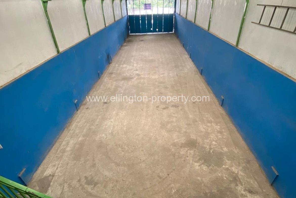 Warehouse For Rent In Chroy Congva - Ellington Property