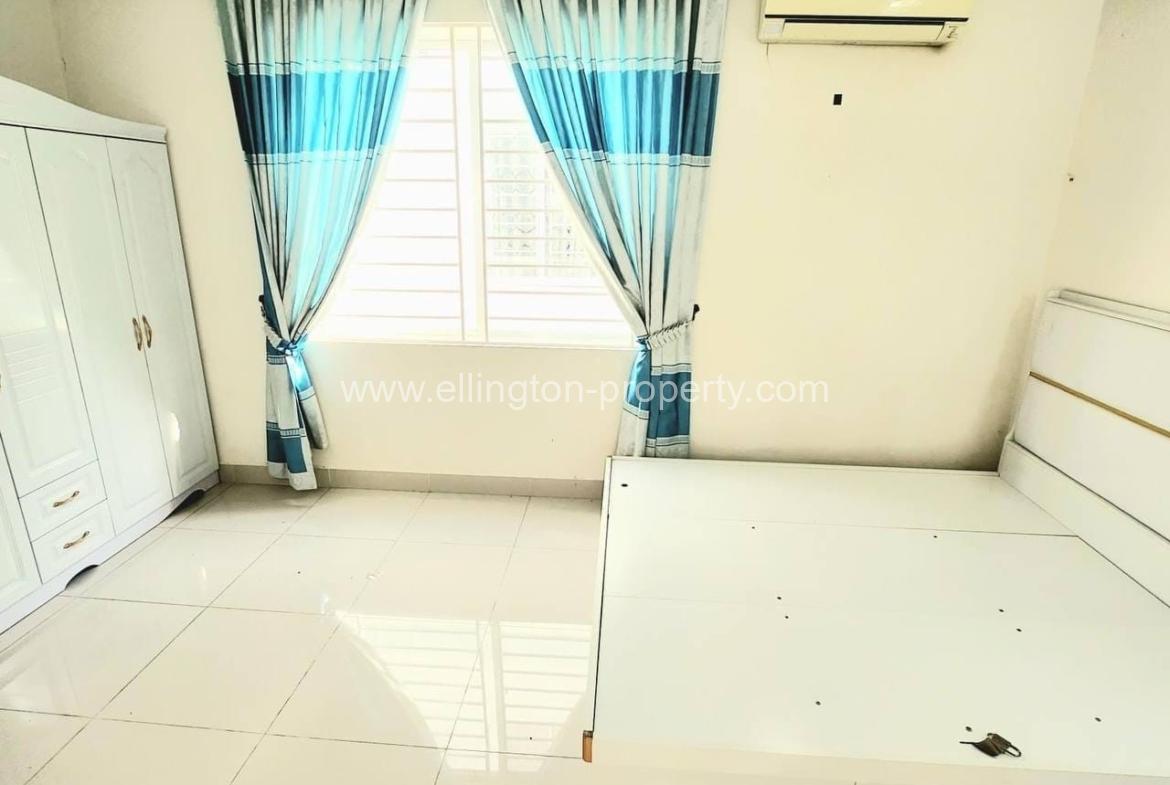 Villa For Rent In Borey Peng Houth - Ellington Property