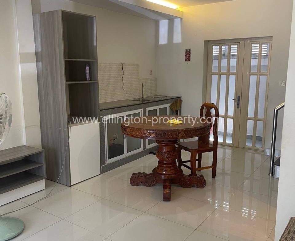 Villa For Rent In Borey Peng Huoth Boerng Snor - Ellington Property