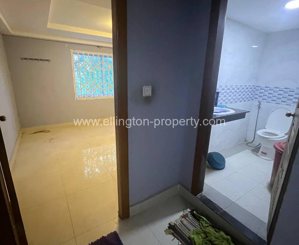 Shophouse For Rent - Ellington Property