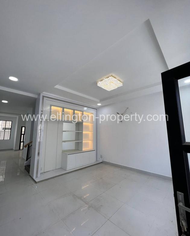 Villa For Rent In Borey Sambath Men Heng - Ellington Property