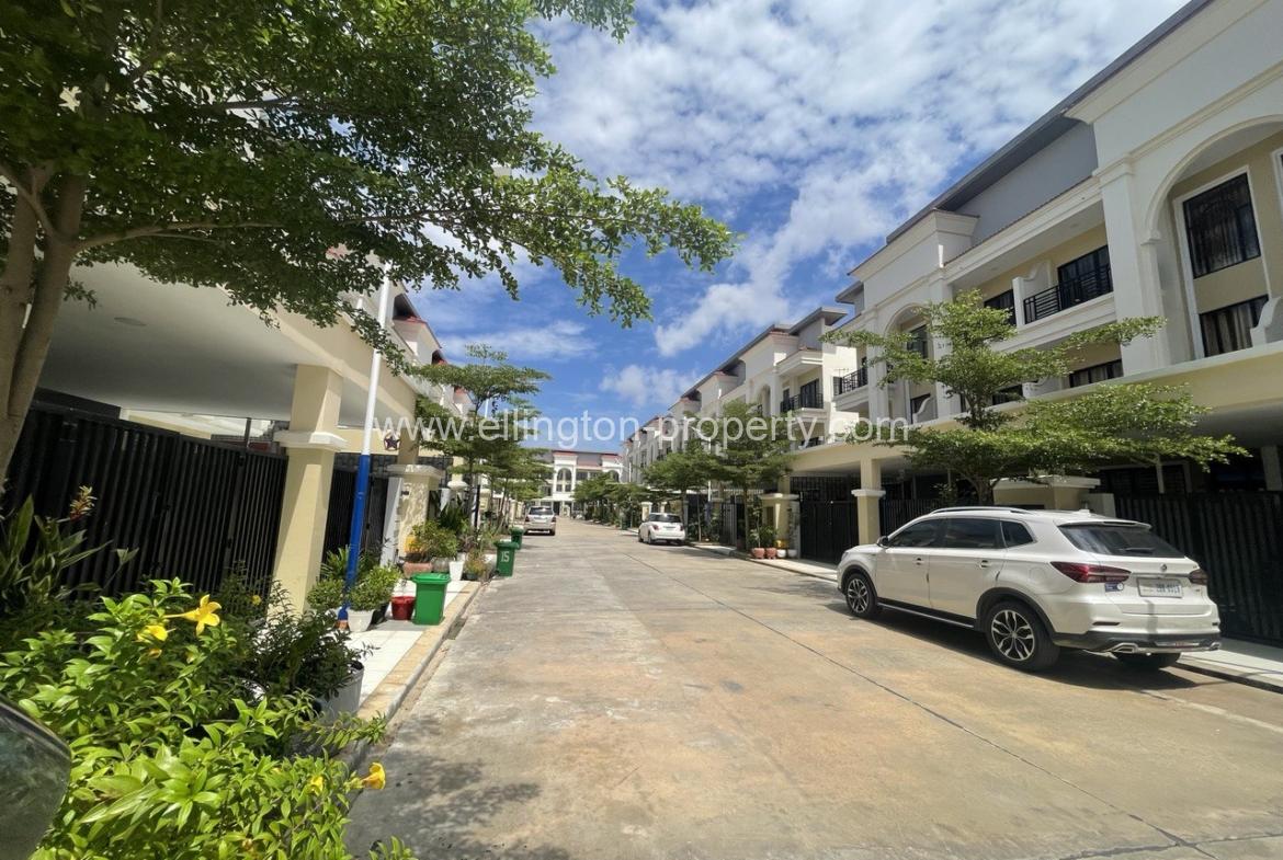 Villa For Rent In Borey Sambath Men Heng - Ellington Property