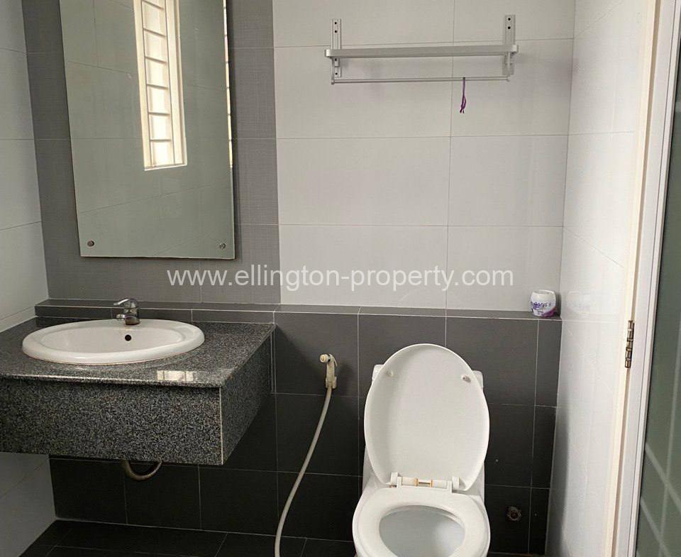 Villa For Rent In Chbar Ampov - Ellington Property