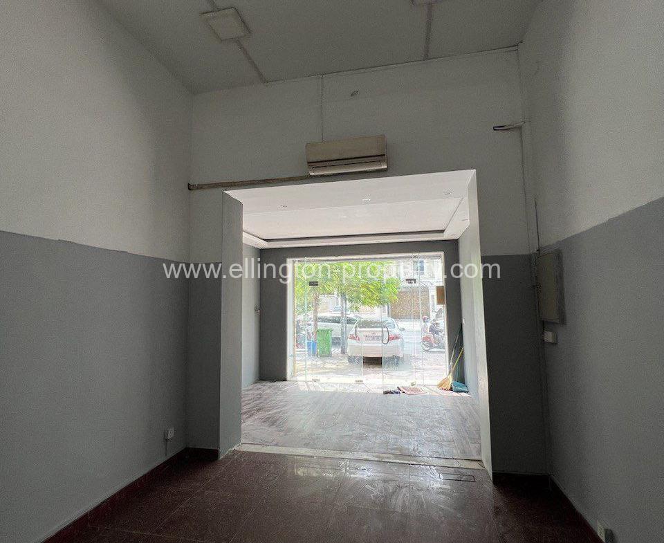 Shophouse For Rent In Daun Penh - Ellington Property