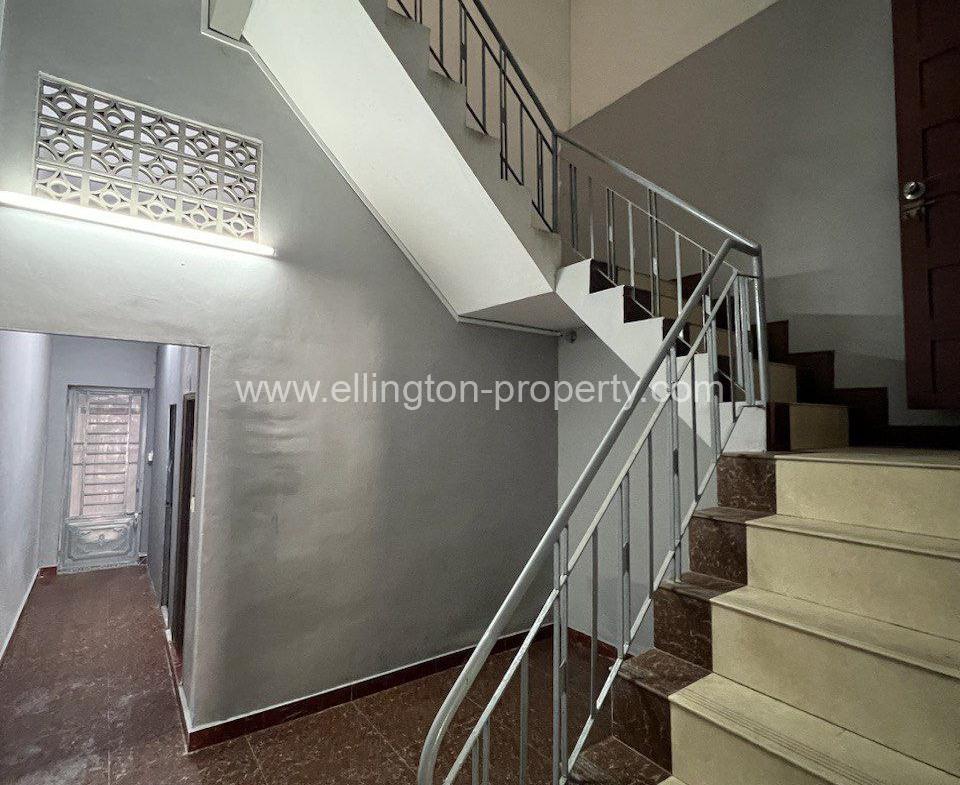 Shophouse For Rent In Daun Penh - Ellington Property