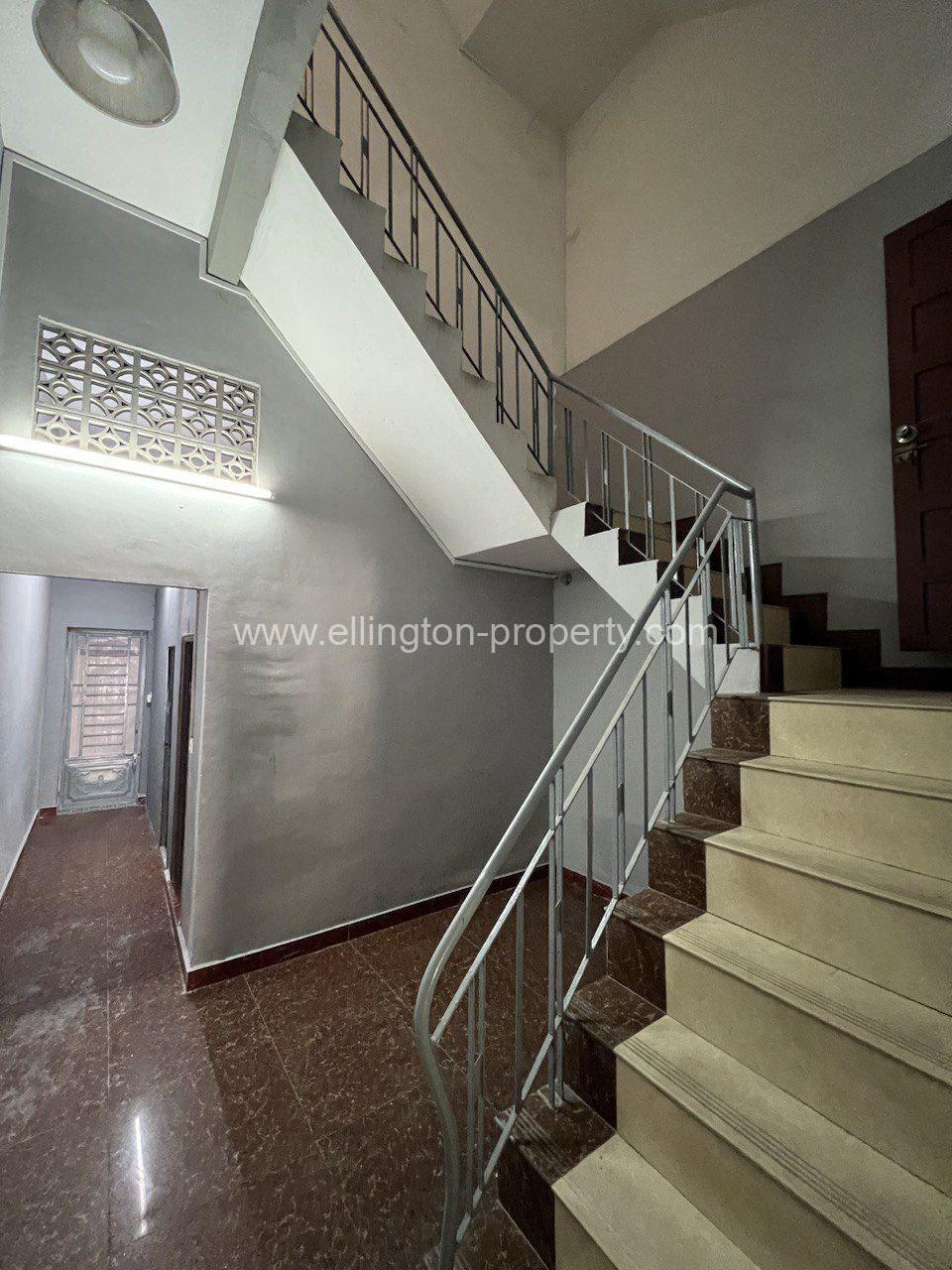 Shophouse For Rent In Daun Penh - Ellington Property