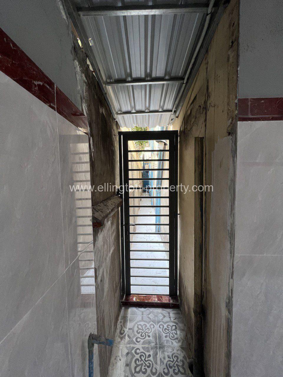 Shophouse For Rent In Daun Penh - Ellington Property