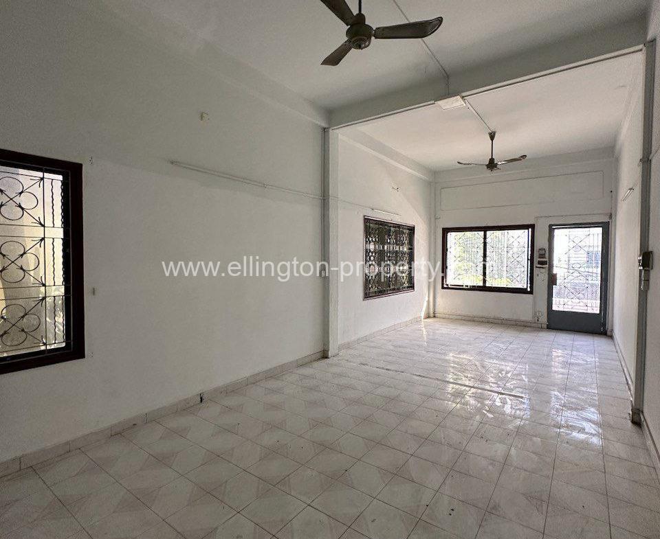 Shophouse For Rent In Daun Penh - Ellington Property