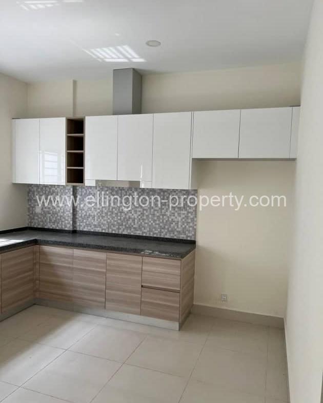 Flat House For Rent In Borey Peng Houth Beong Snor - Ellington Property