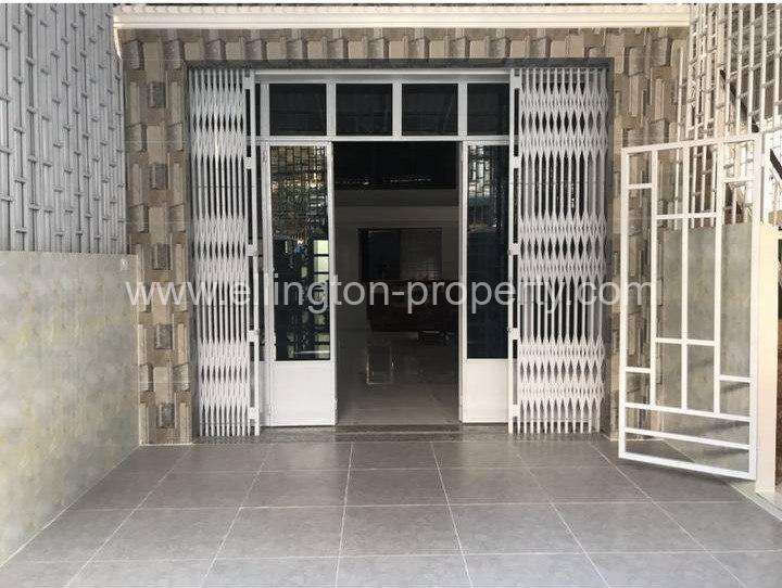 Flat House For Rent In Bkk3 - Ellington Property