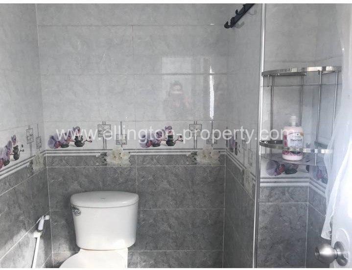 Flat House For Rent In Bkk3 - Ellington Property