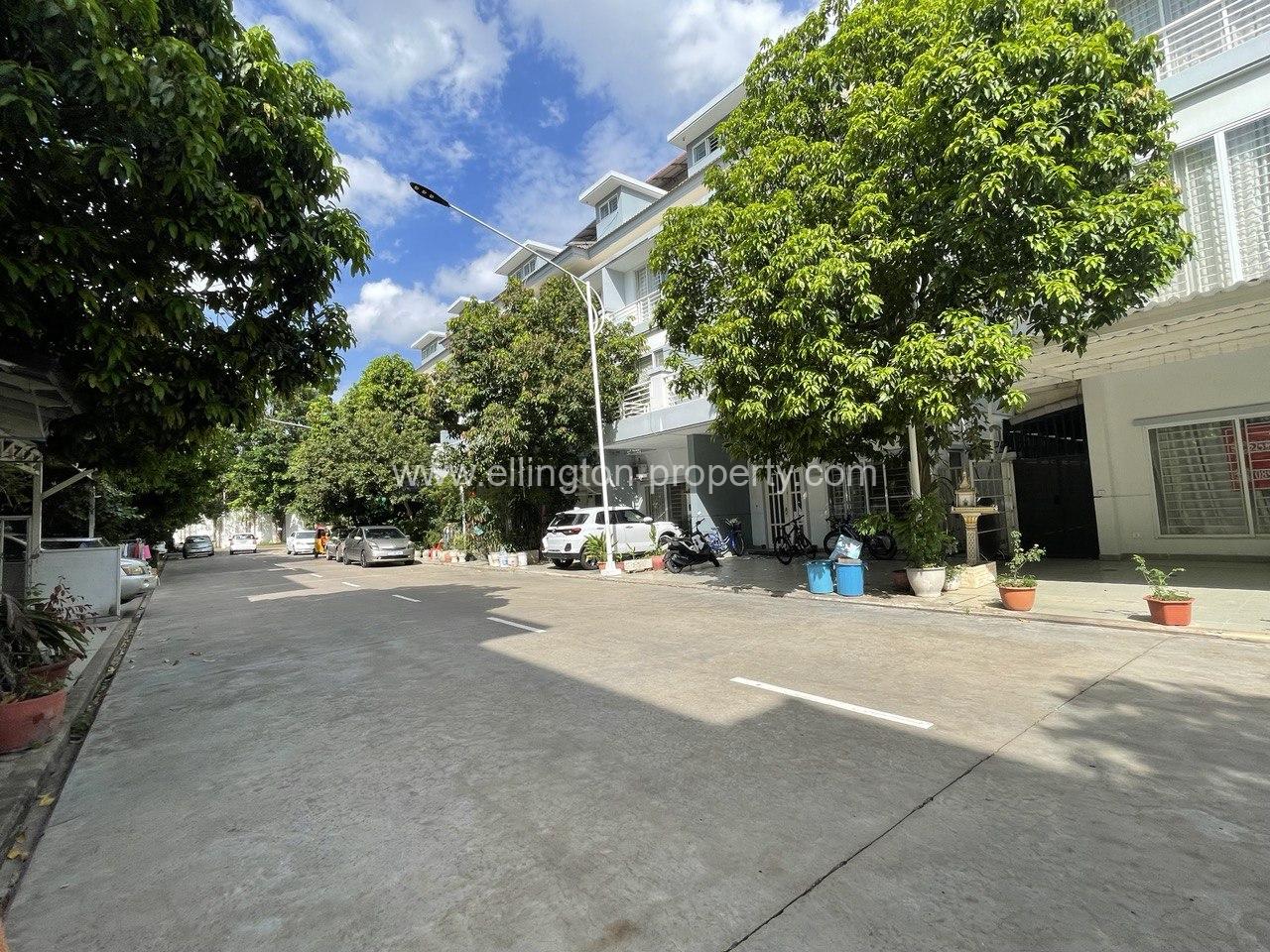 Villa For Rent In Borey Peng Houth - Ellington Property