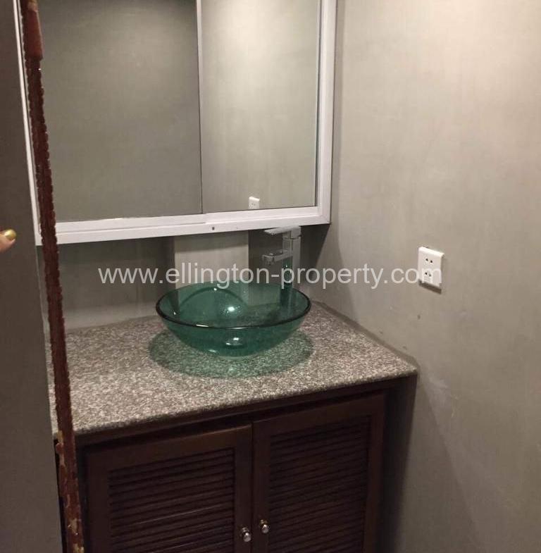 2 Bedroom For Rent In Daun Penh - Ellington Property