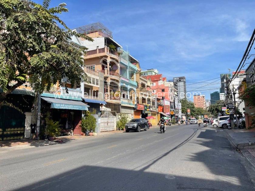 Shophouse For Rent In Bkk - Ellington Property