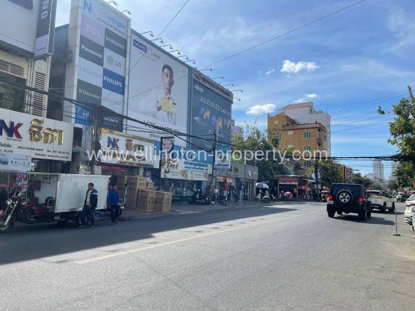 Shophouse For Rent In Bkk - Ellington Property