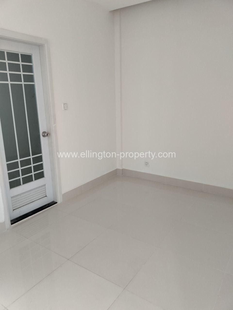 Flat House For Rent In Borey Peng Huoth Boerng Snor - Ellington Property