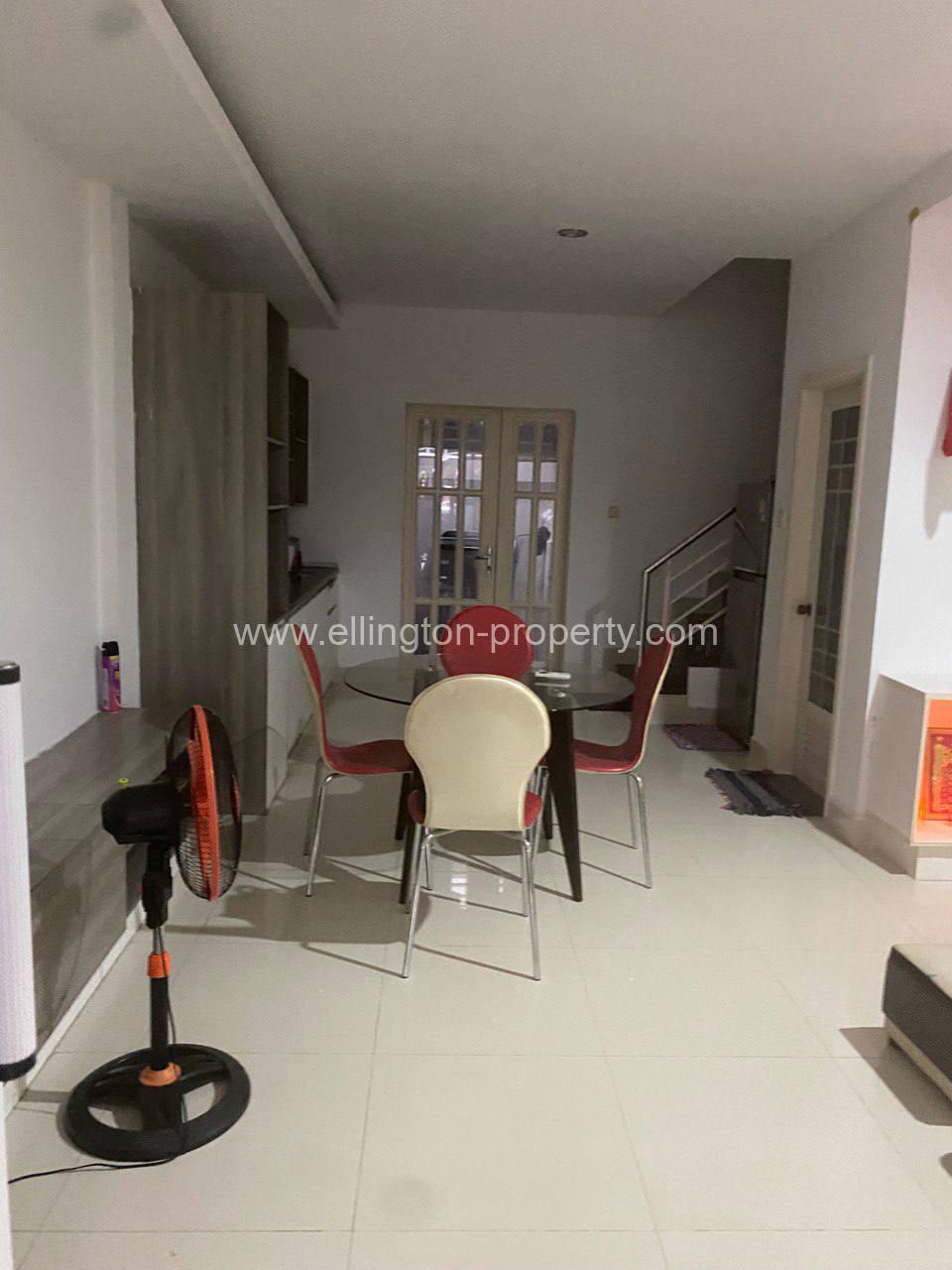 Villa For Rent In Chbar Ampov - Ellington Property