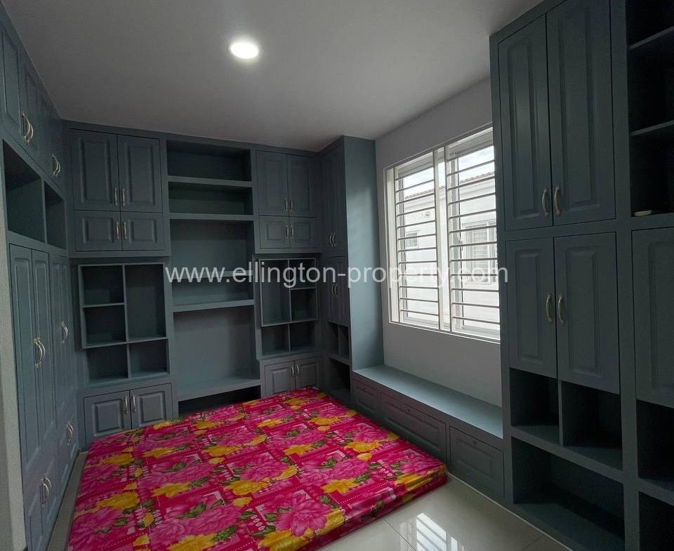 Villa For Rent In Borey Peng Huoth Boerng Snor - Ellington Property