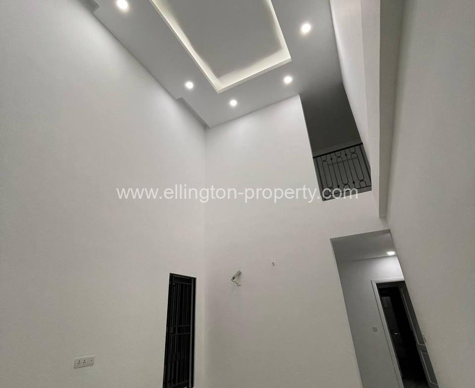 Villa Qeen For Sale In Borey Chip Mong Pur Chen Tong - Ellington Property