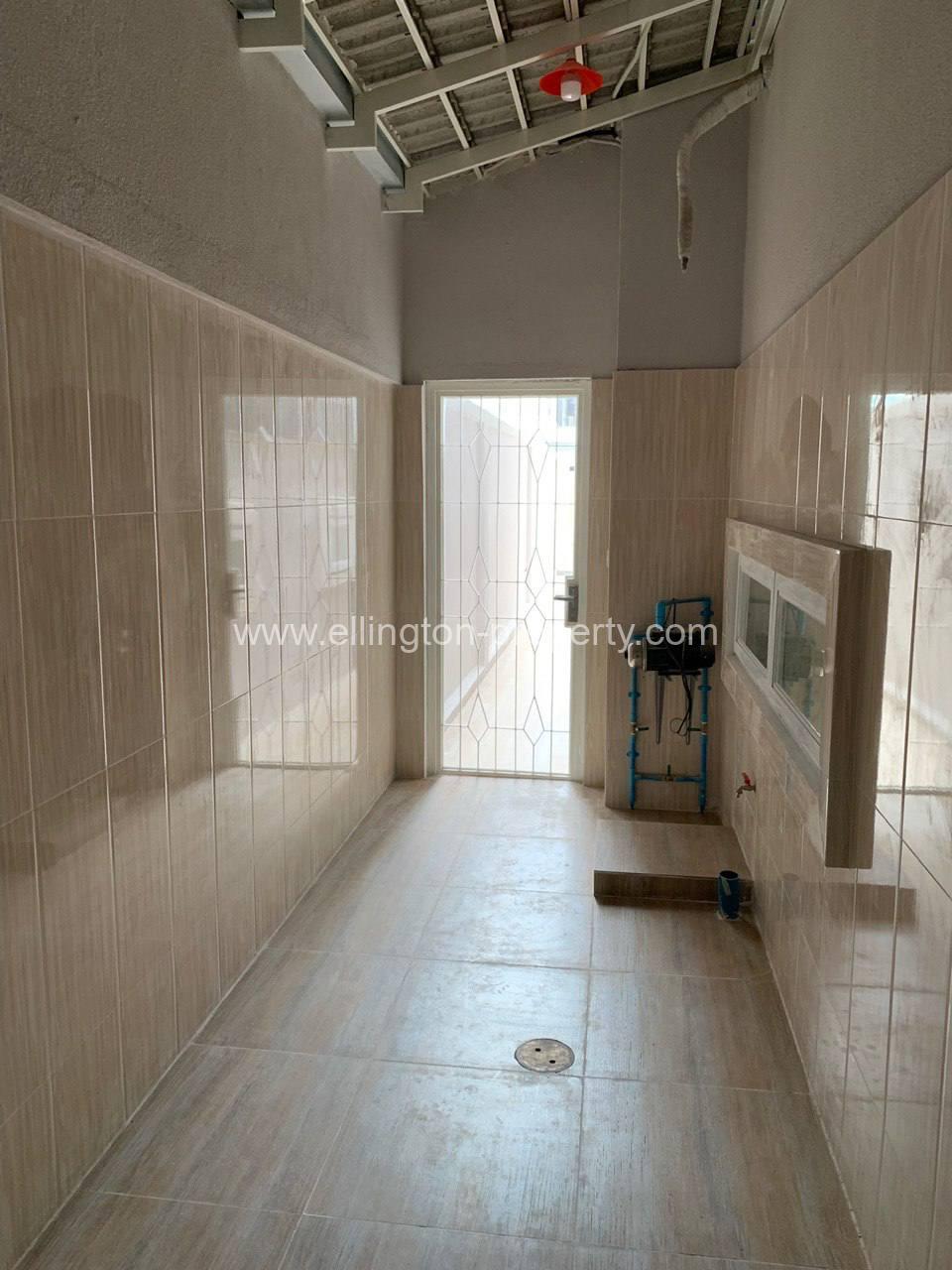 Twin Villa For Rent Borey Orkide 2004 - Ellington Property