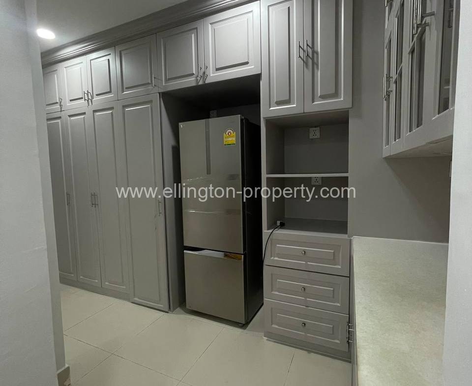 Villa For Rent In Borey Peng Huoth Boerng Snor - Ellington Property