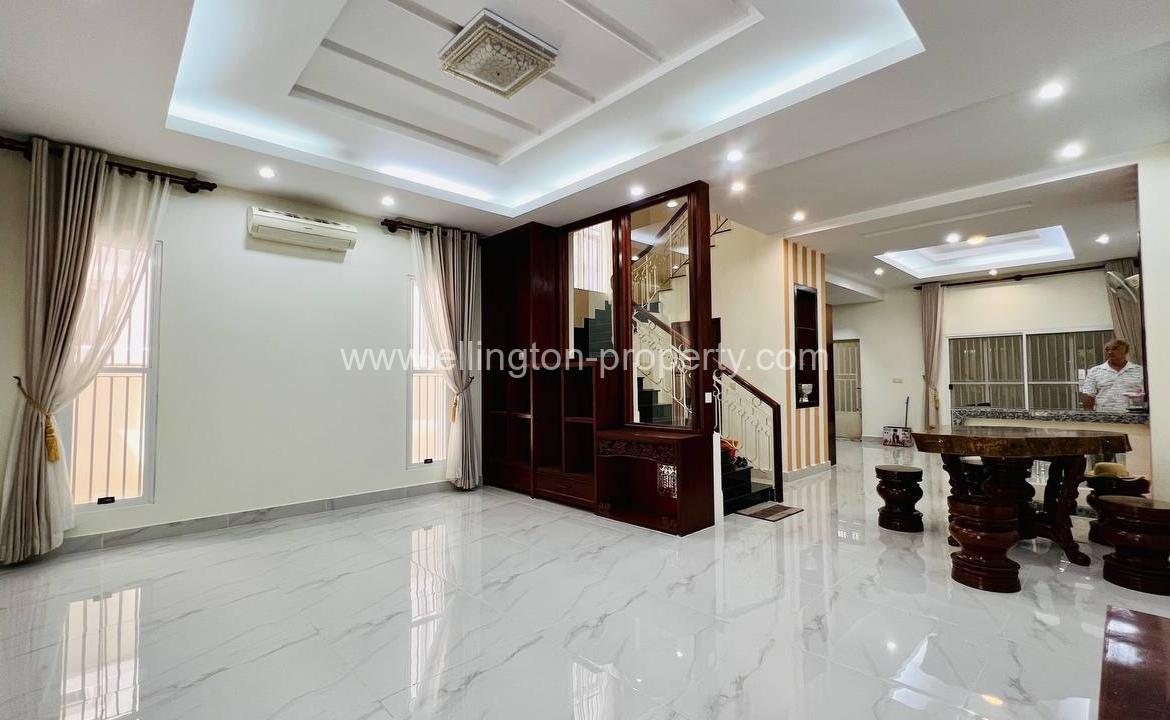 Villa For Rent In Borey Phnom Penh Tmei - Ellington Property