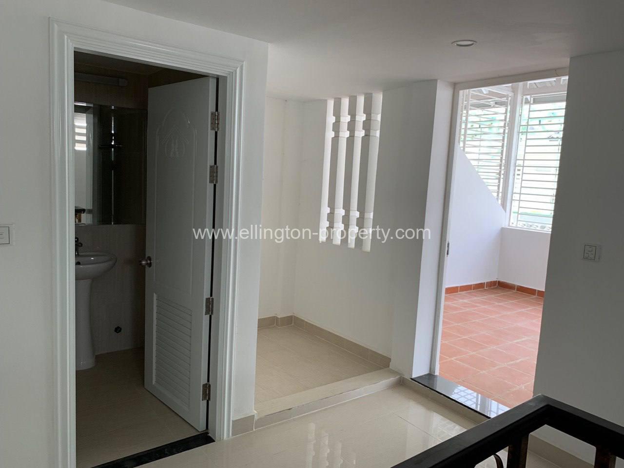 Twin Villa For Rent Borey Orkide 2004 - Ellington Property