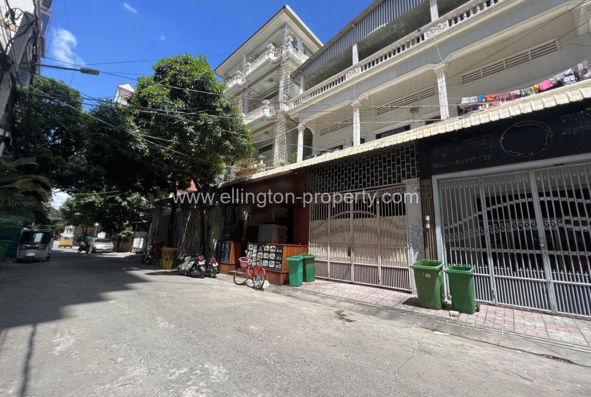 Shophouse For Rent In Chamka Mon - Ellington Property