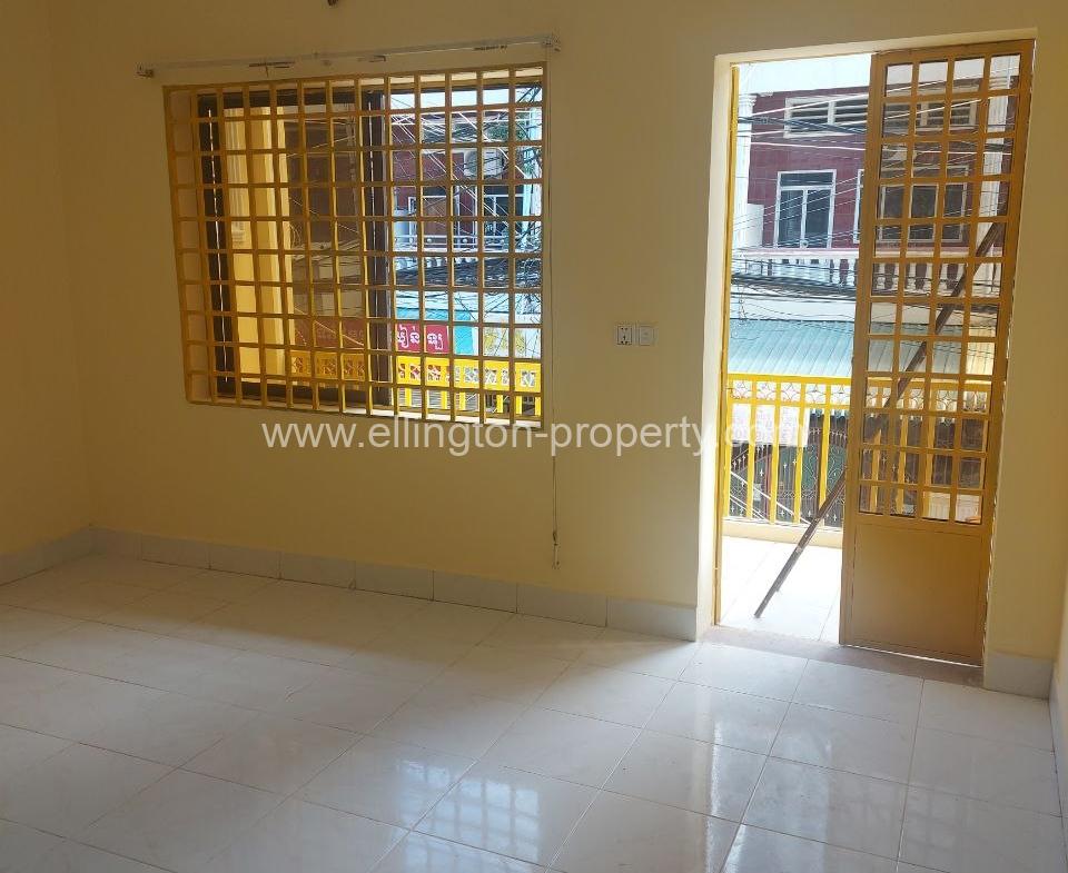 Flat House For Rent In Chamka Mon - Ellington Property