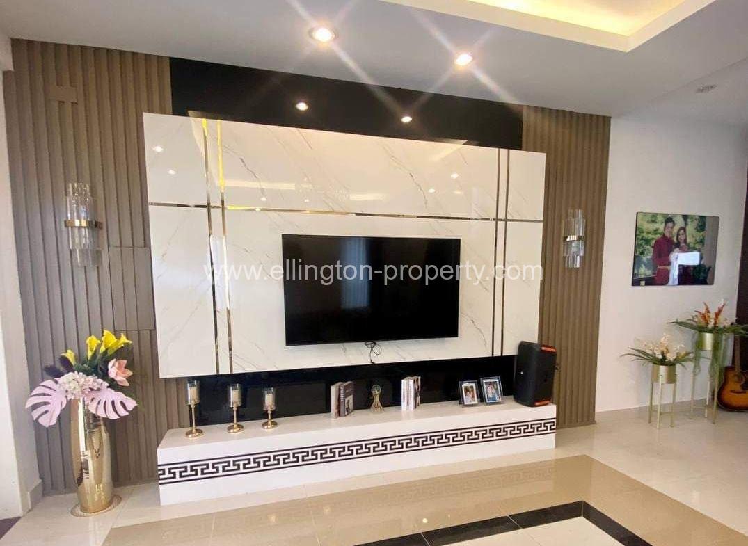 Twin Villa For Rent In Sen Sok  - Ellington Property