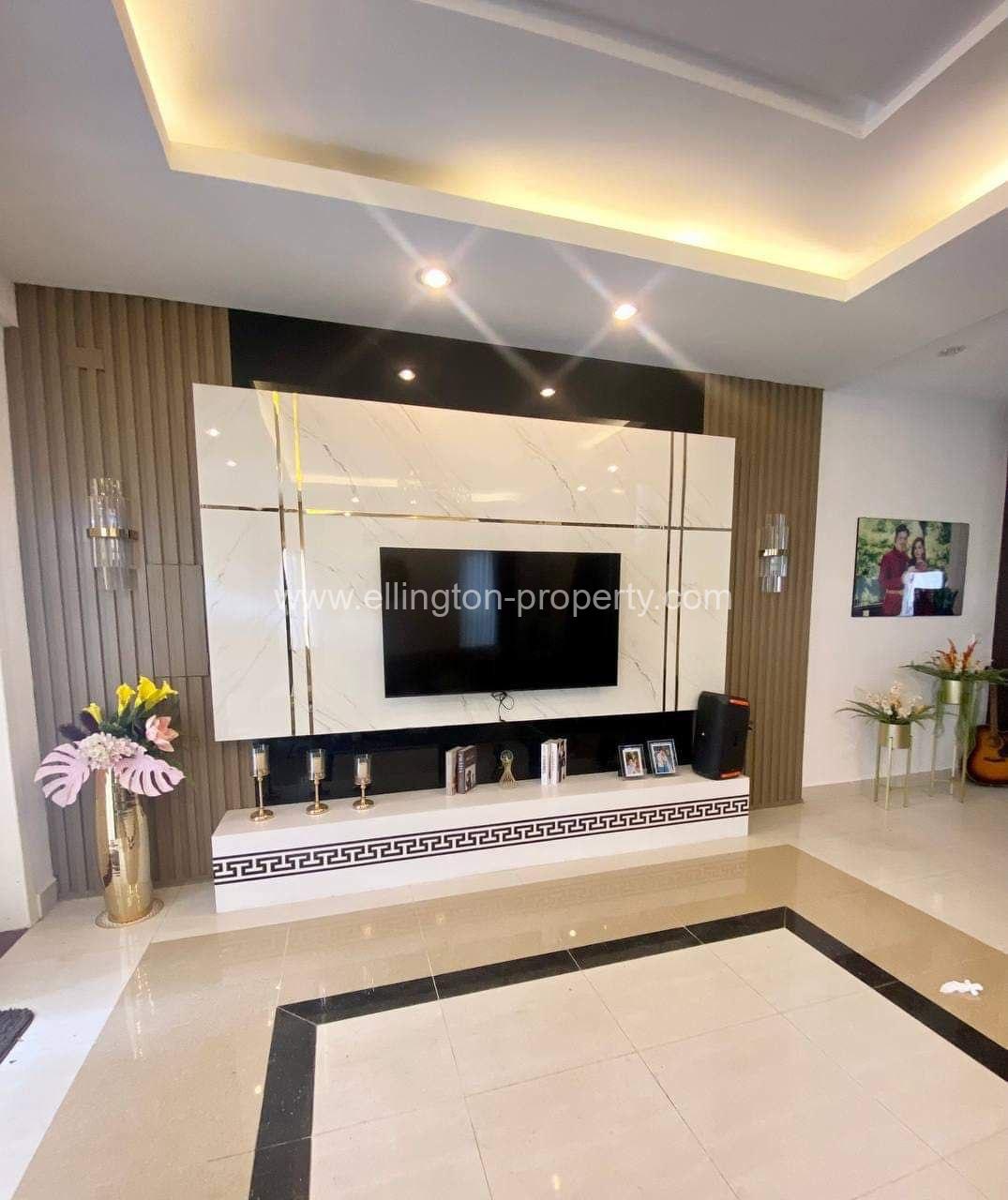 Twin Villa For Rent In Sen Sok  - Ellington Property