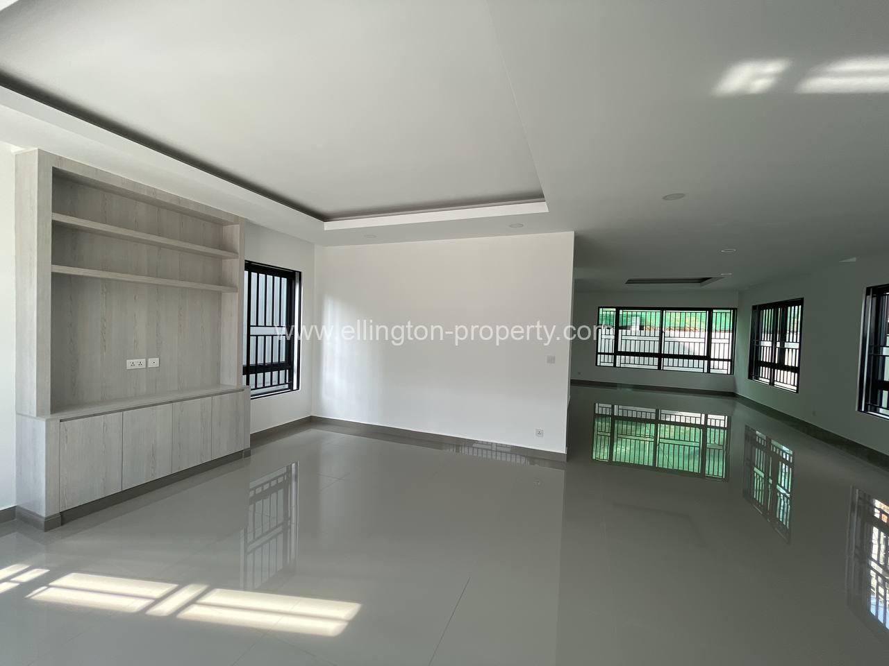 Villa Qeen For Sale In Borey Chip Mong Pur Chen Tong - Ellington Property