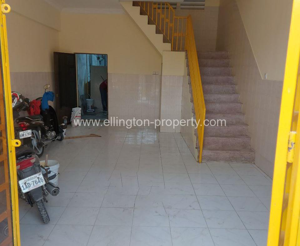 Flat House For Rent In Chamka Mon - Ellington Property