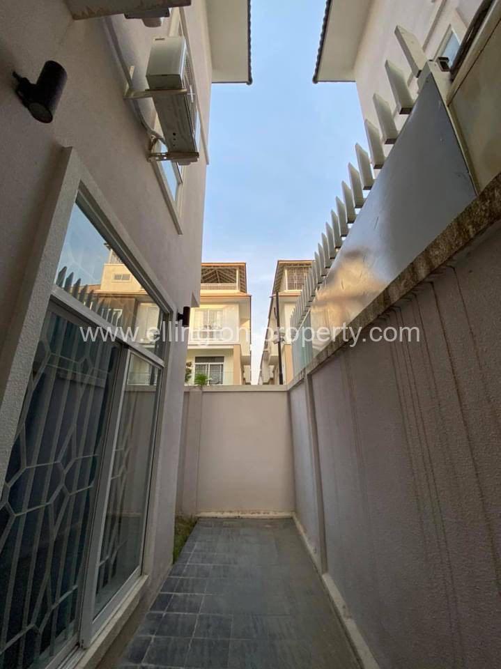 Twin Villa For Rent In Borey Orkide 2004 - Ellington Property