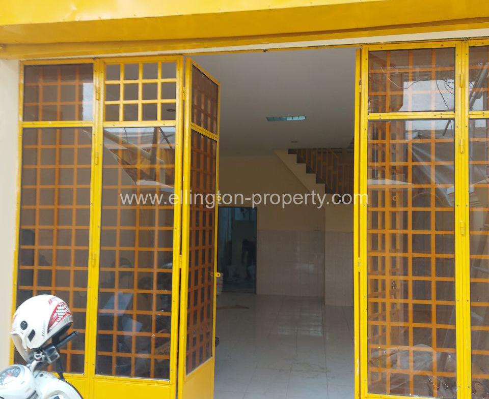 Flat House For Rent In Chamka Mon - Ellington Property