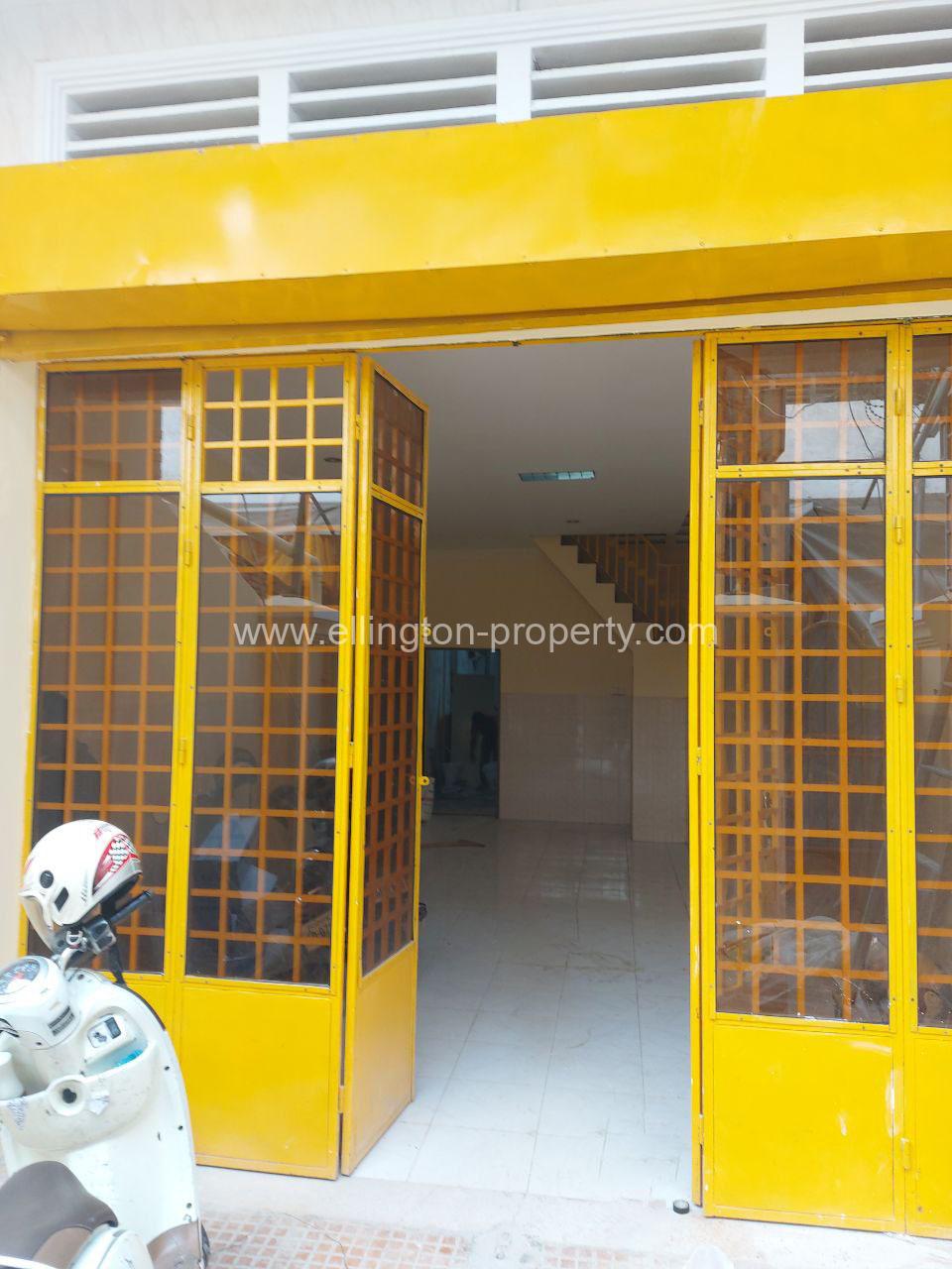 Flat House For Rent In Chamka Mon - Ellington Property