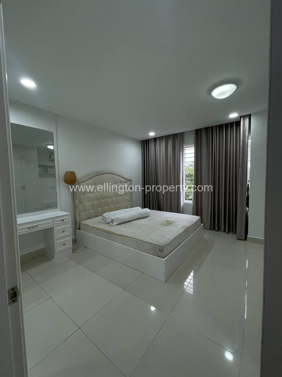 Villa For Rent In Borey Peng Huoth Boerng Snor - Ellington Property