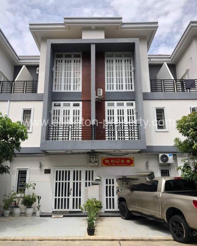 Villa For Rent In Sen Sok Area  - Ellington Property