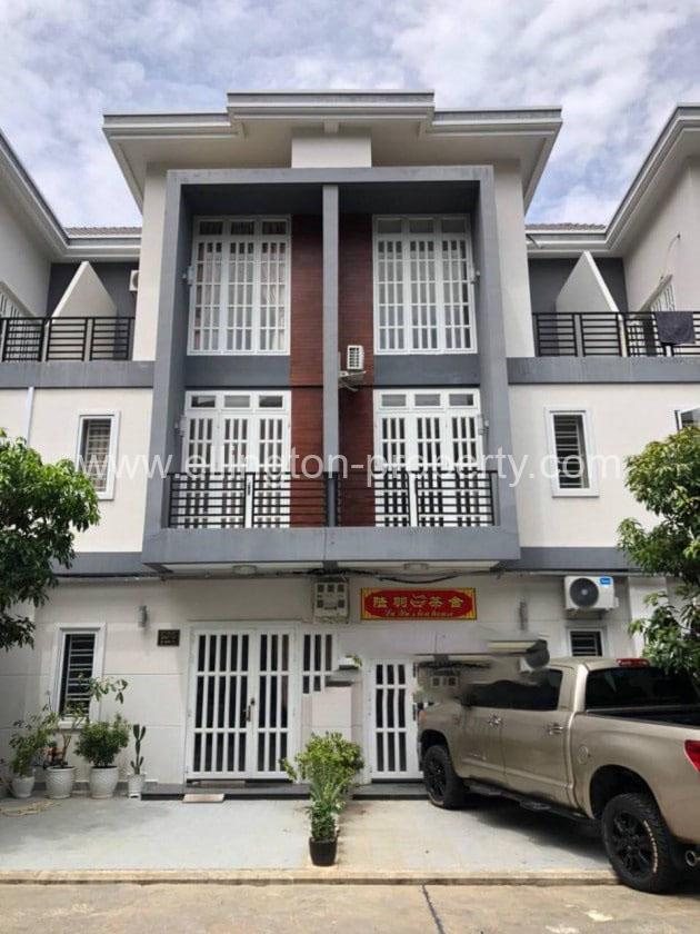 Villa For Rent In Sen Sok Area  - Ellington Property