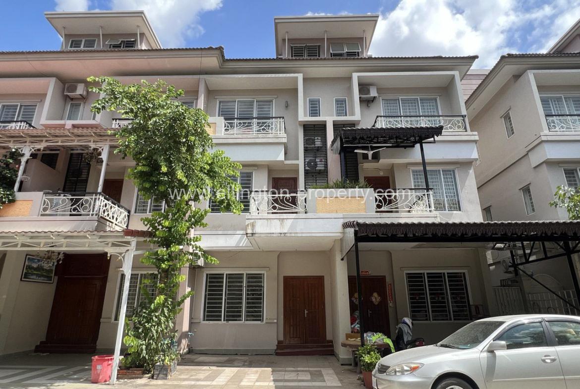 Villa For Rent In Borey Peng Huoth Boerng Snor - Ellington Property