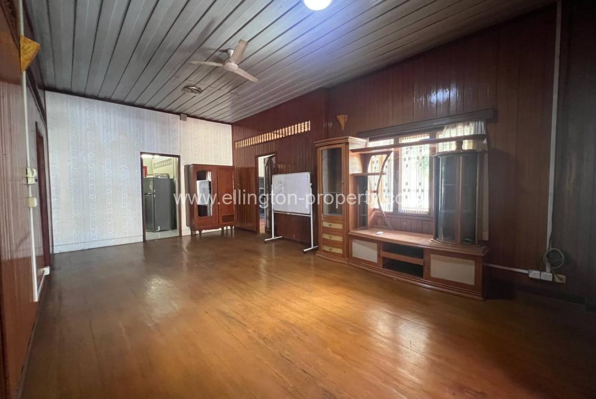 Villa For Rent In Ttp Area - Ellington Property