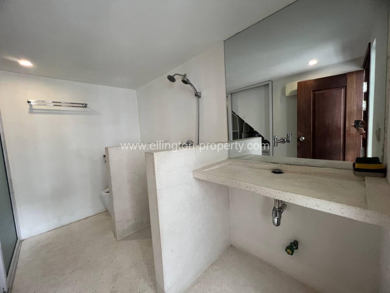 2 Bed For Rent In Daun Penh. - Ellington Property