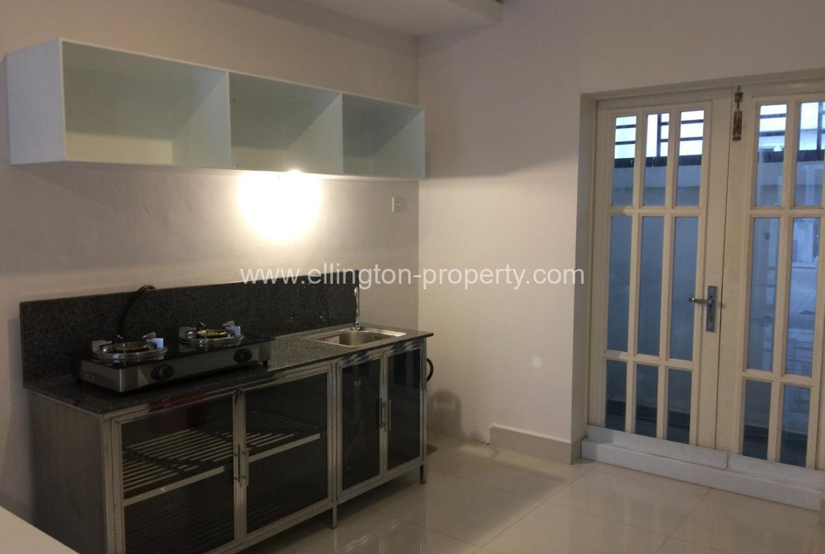 Villa For Rent In Chbar Ampov Area - Ellington Property