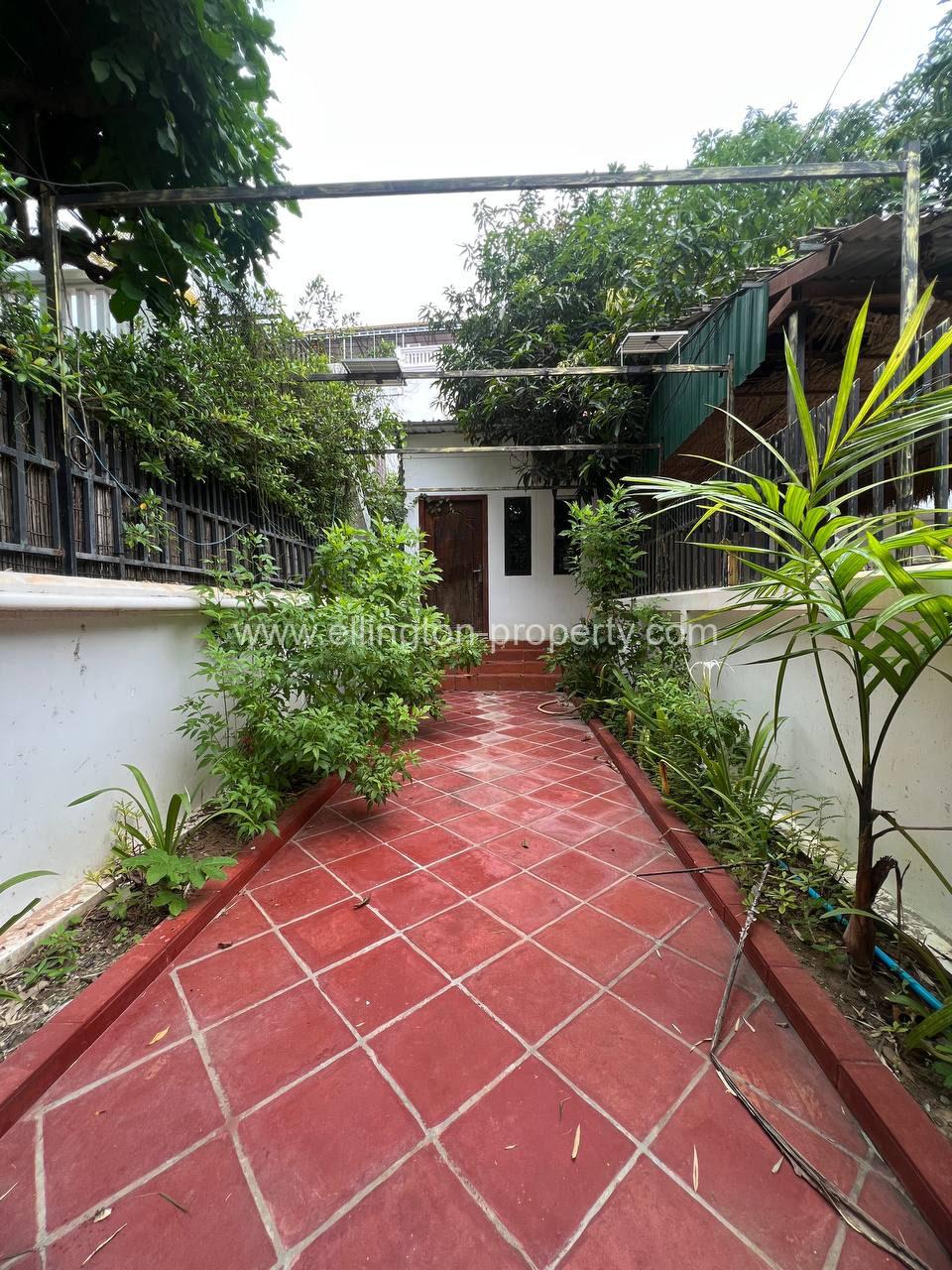 Villa For Rent In Siem Reap Province - Ellington Property