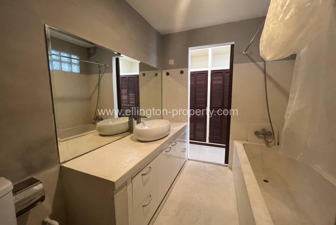 3 Bedroom Apartment For Rent In Daun Penh - Ellington Property