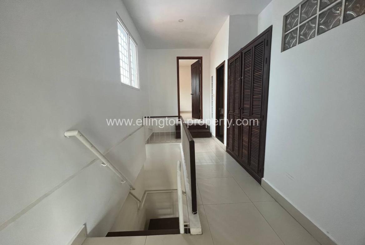3 Bedroom Apartment For Rent In Daun Penh - Ellington Property